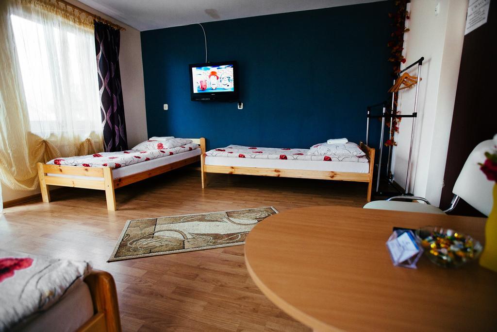 Tanie Noclegi 2 Kielce Exterior foto