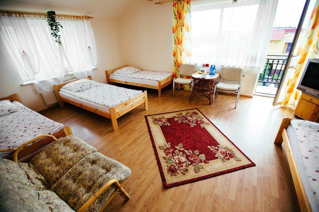 Tanie Noclegi 2 Kielce Habitación foto